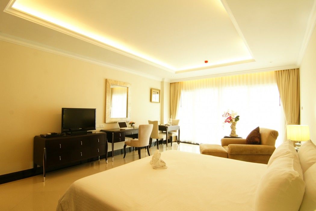 Lk Legend Hotel