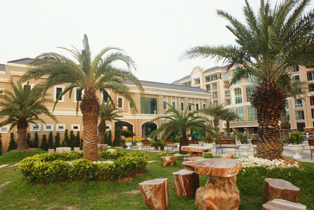 Lk Legend Hotel