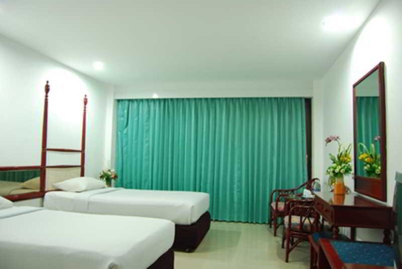 Welcome Plaza Hotel