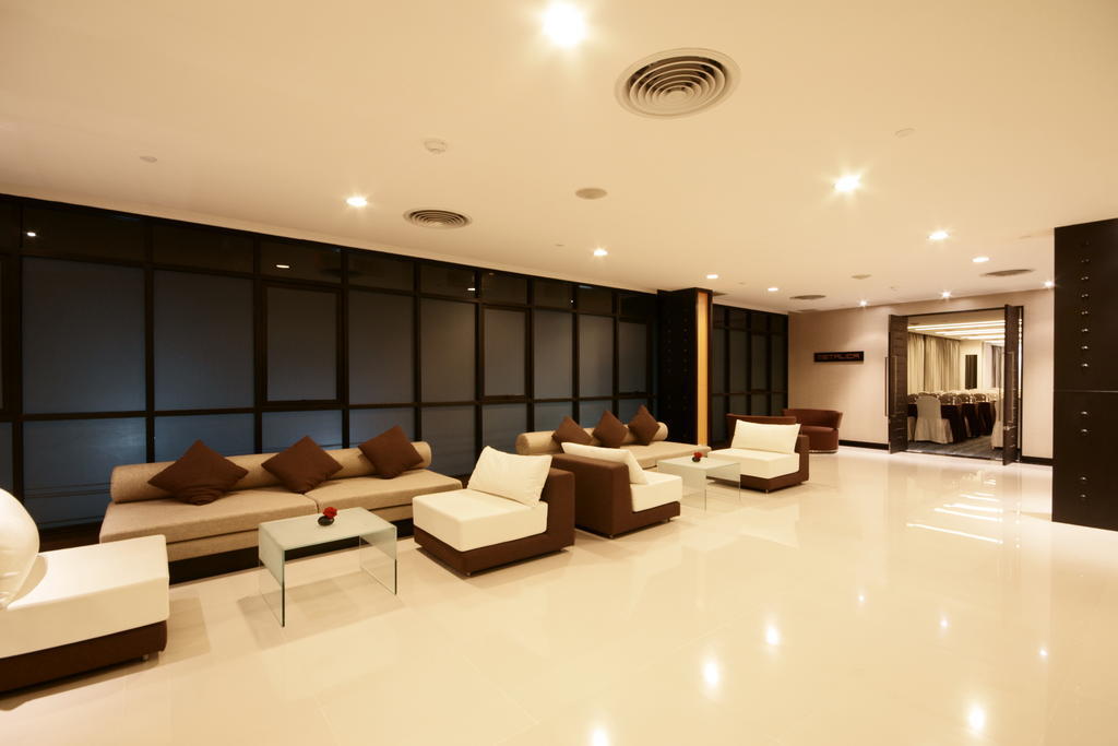 Tsix5 Hotel 4*
