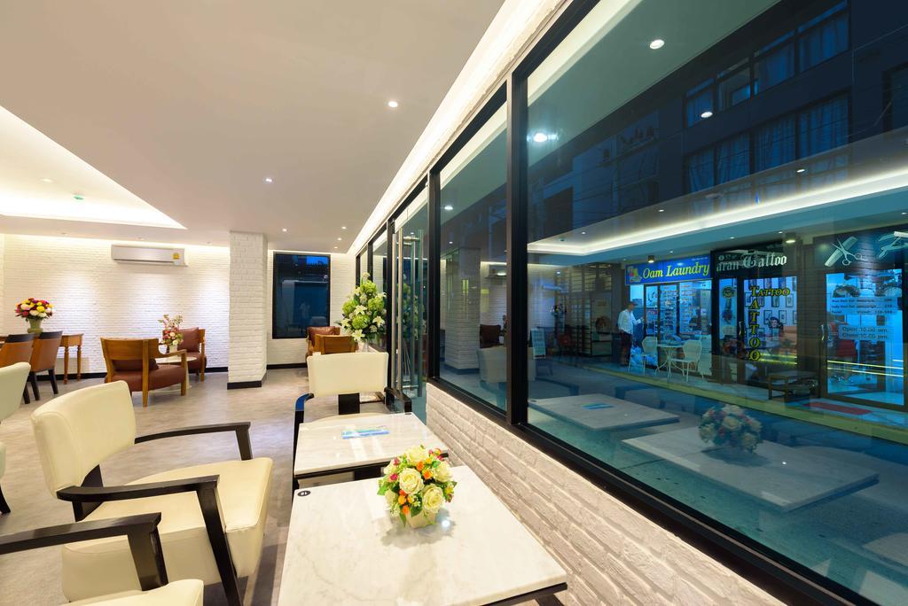 Deep Blue Z10 Hotel 3*