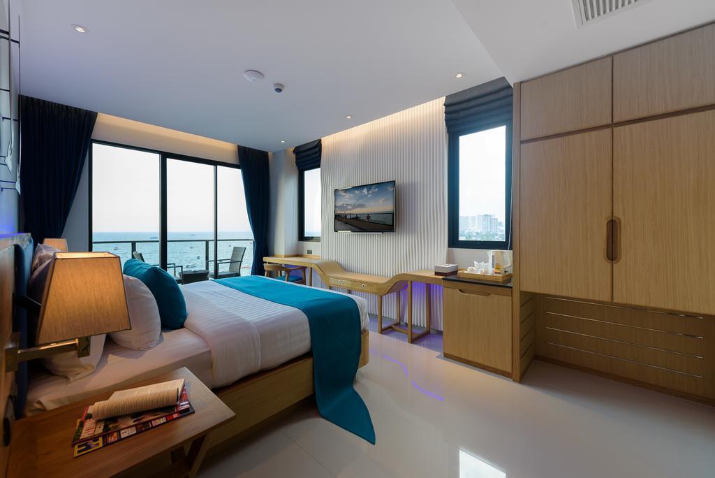 Deep Blue Z10 Hotel 3*