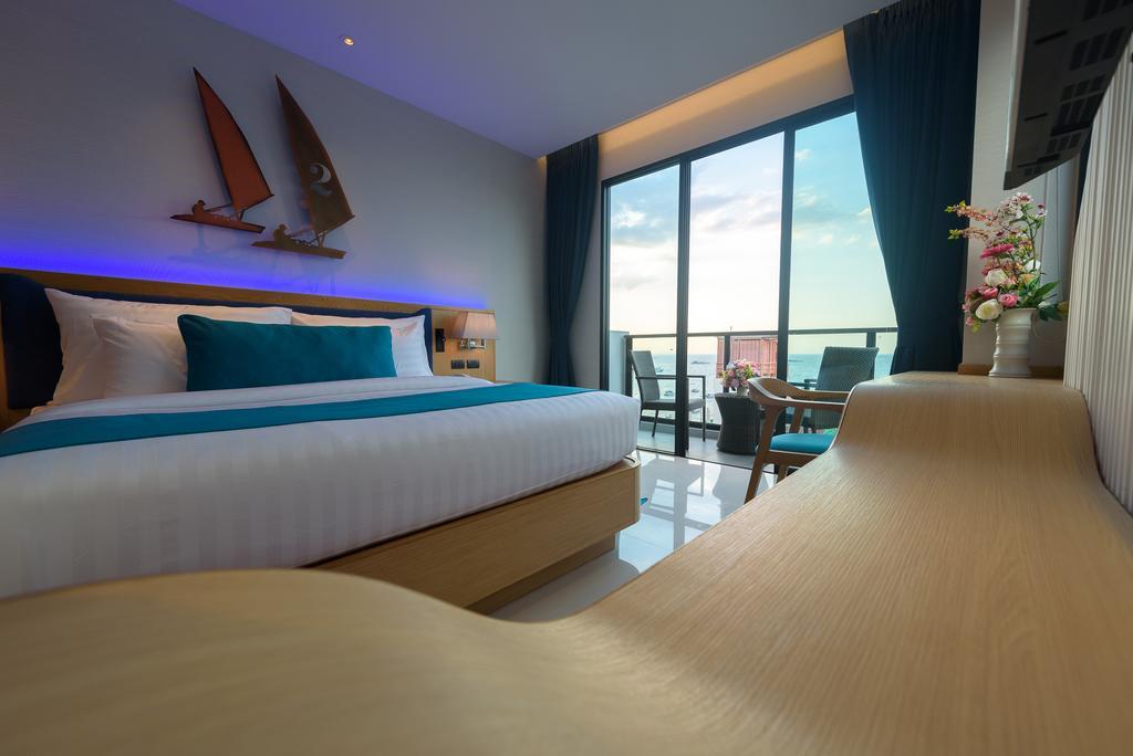 Deep Blue Z10 Pattaya
