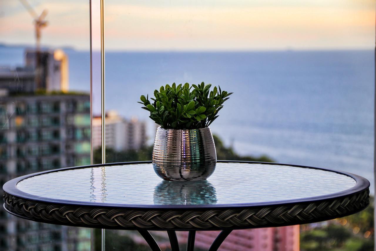 The Peak Towers Sea View Pattaya