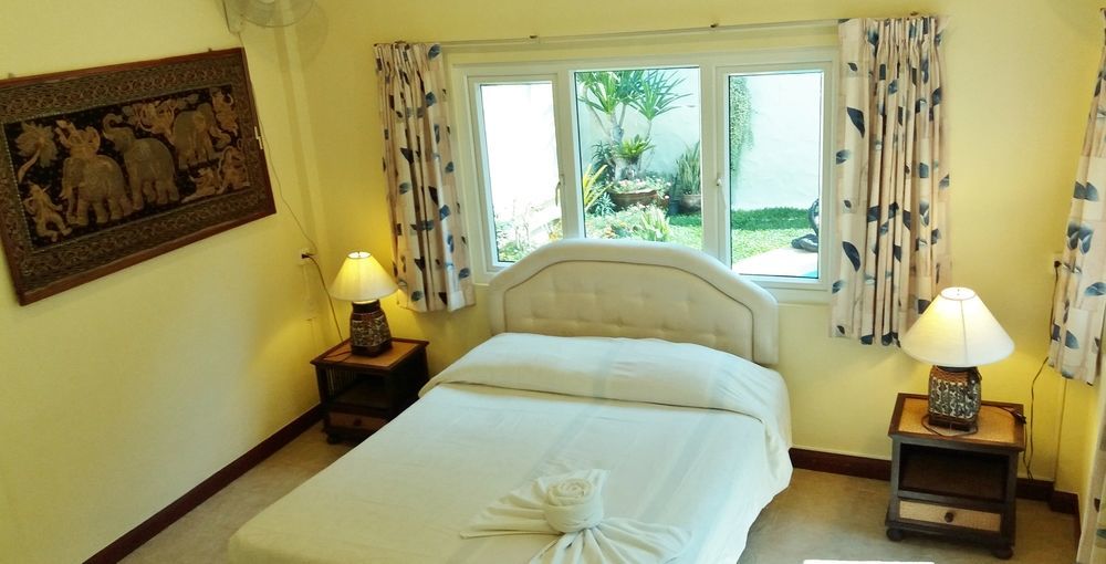Baan Paifar Pool *