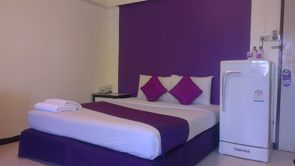 Sawasdee Sunshine Hotel 2*