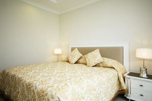 Hotel Lk Premier