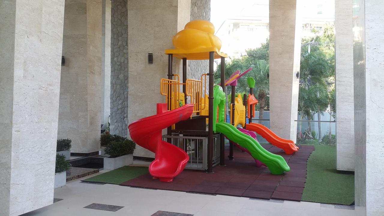 Apartment In The Peak Towers Pattaya