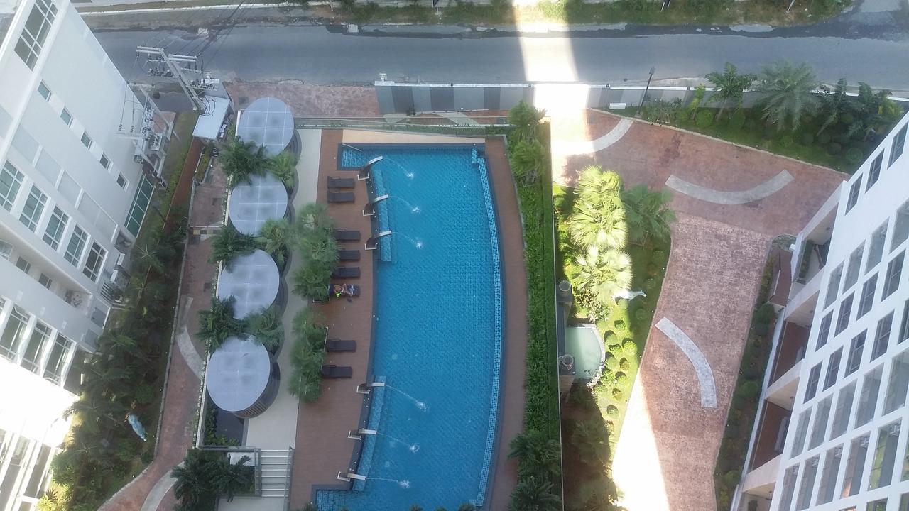 In The Peak Towers Apartment Pattaya
