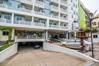 Hotel Sutus Court 5 Pattaya