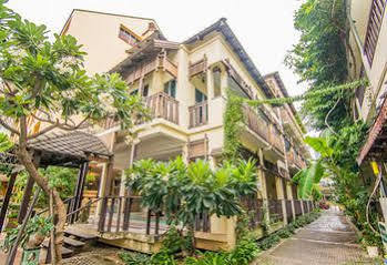 Sutus Court 5 Hotel 3*