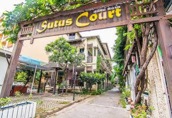 Sutus Court 5 Hotel