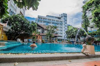 Hotel Sutus Court 5