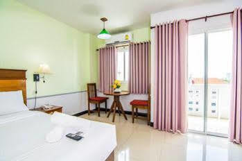 Hotel Sutus Court 5 Pattaya