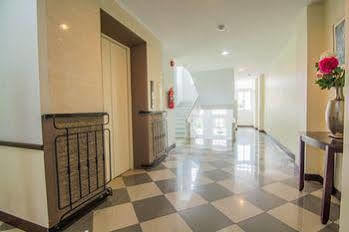 Sutus Court 5 Hotel 3*