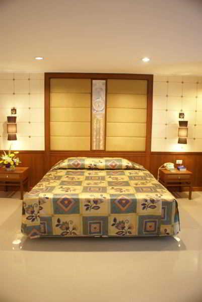 Royal Twins Palace 4*