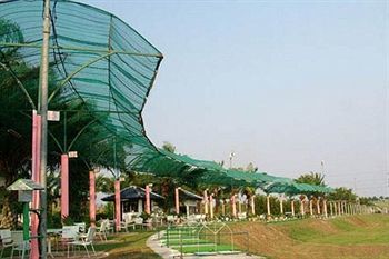 Country Club & 4*