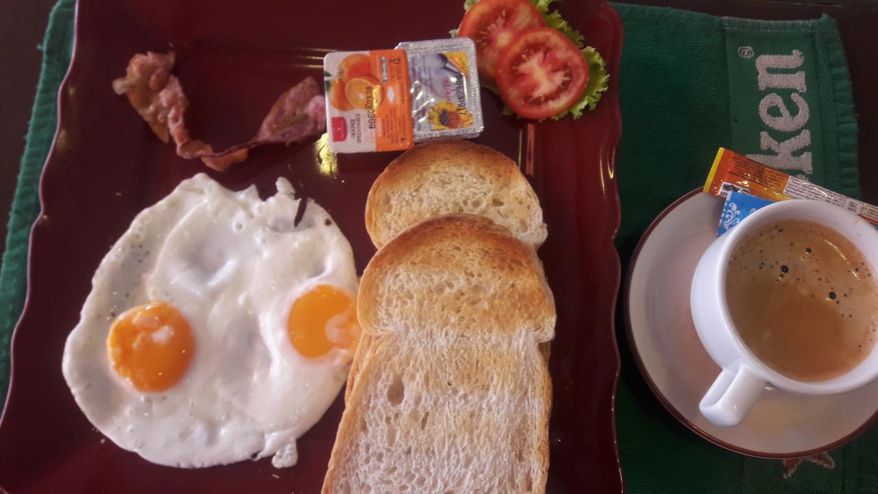 Malee 3 Hotel *
