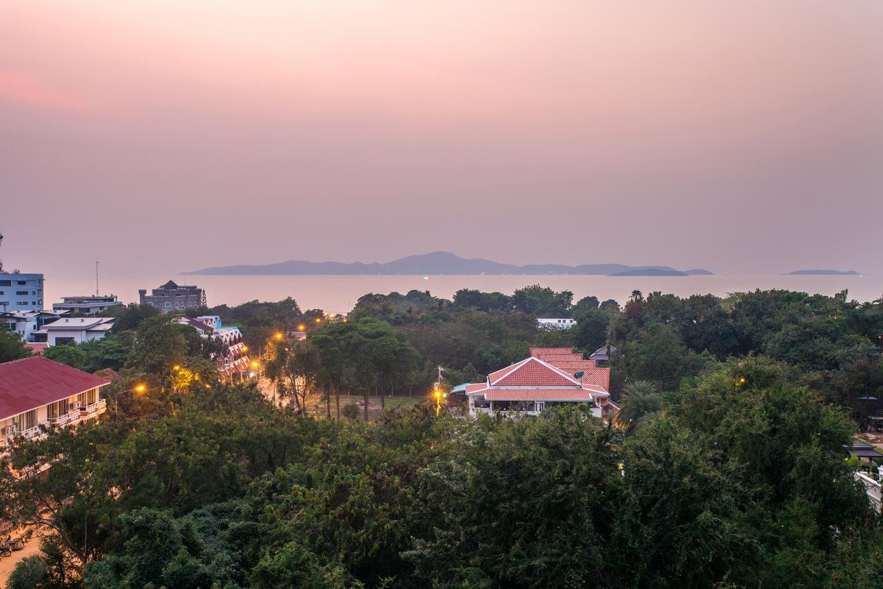 Hotel Hill Fresco Pattaya