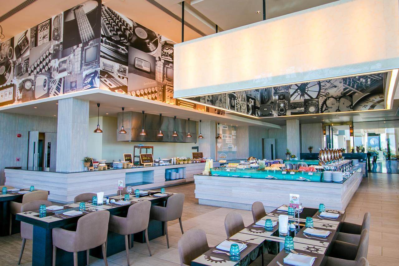 Tsix5 Hotel 4*