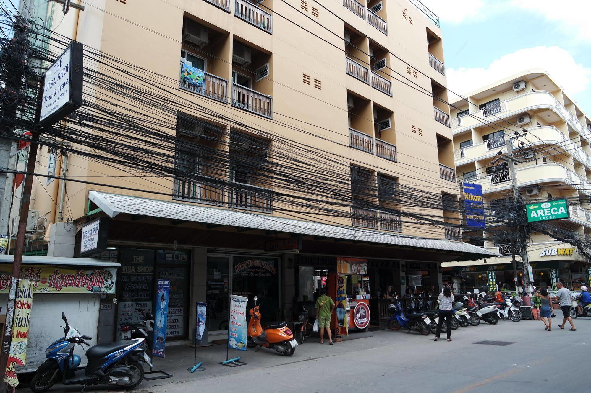 Hotel Nikom Court