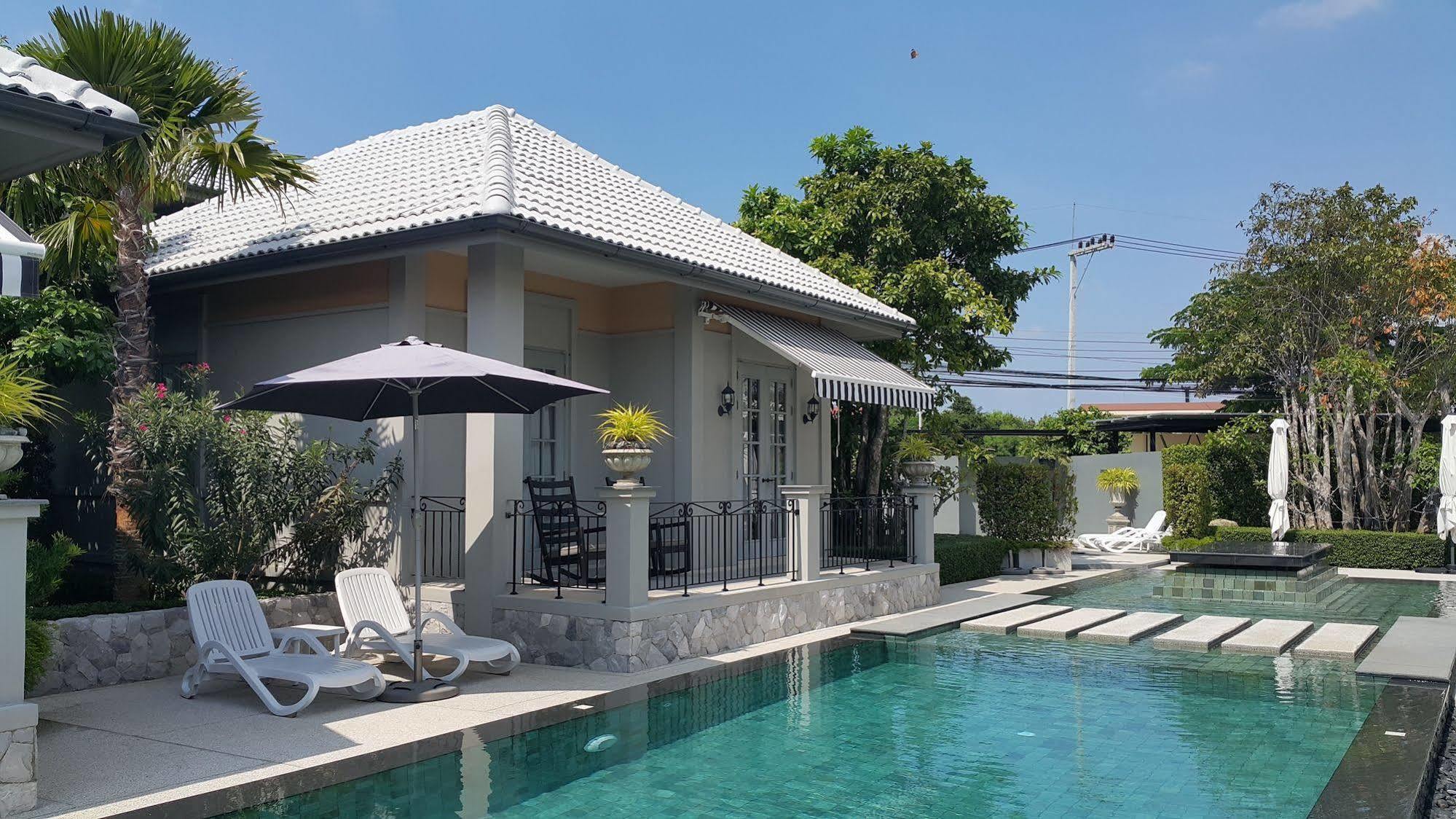 Sala Villas *