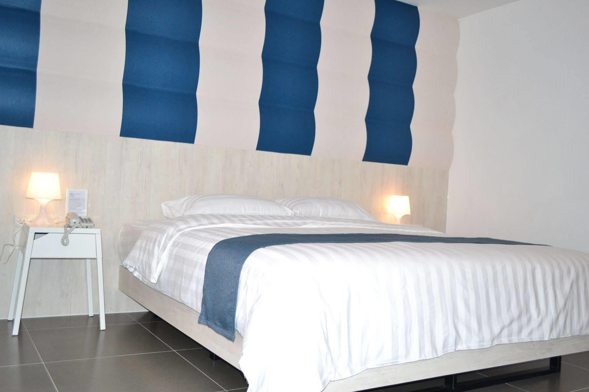 Flipper - Sha Extra 3* Pattaya