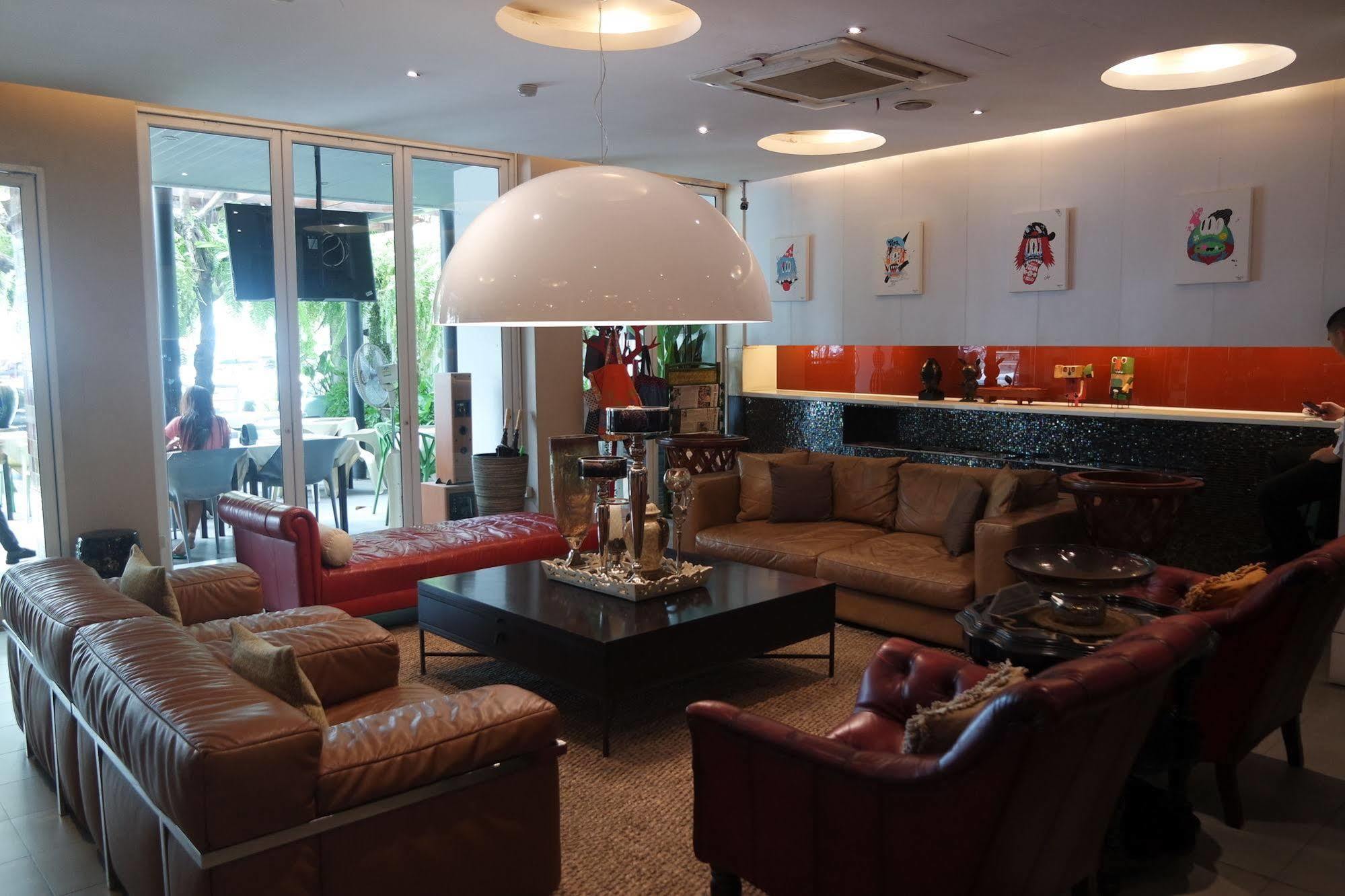 Hotel Baboona Beachfront Living 3*