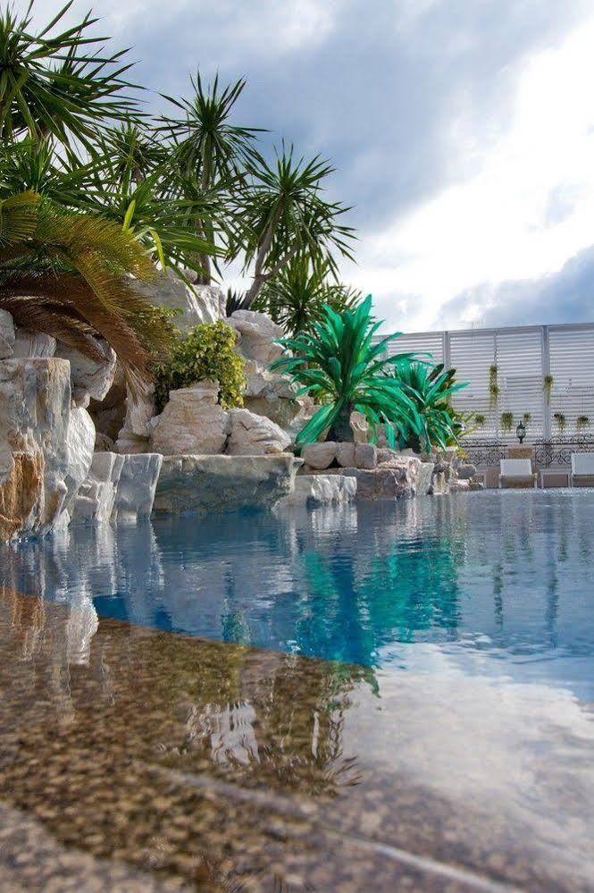 Lk Premier Hotel 3*