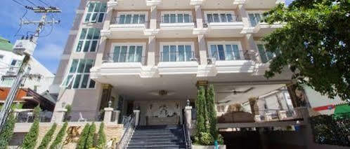 Lk Premier Pattaya