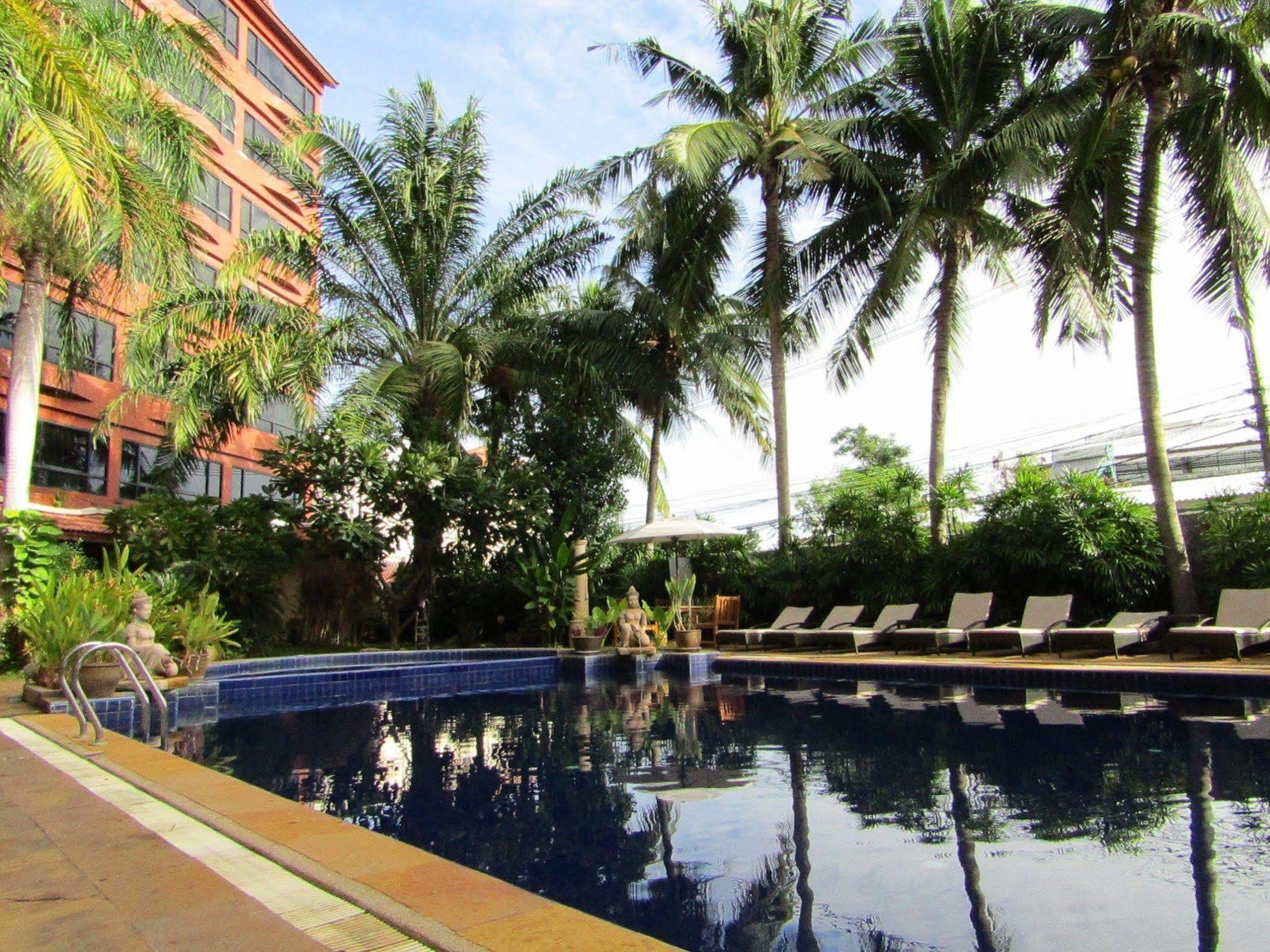 Nova Park Hotel Pattaya