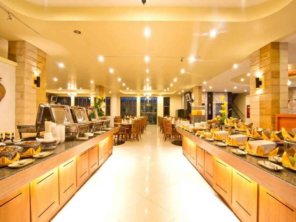 เบส บีช โรงแรม