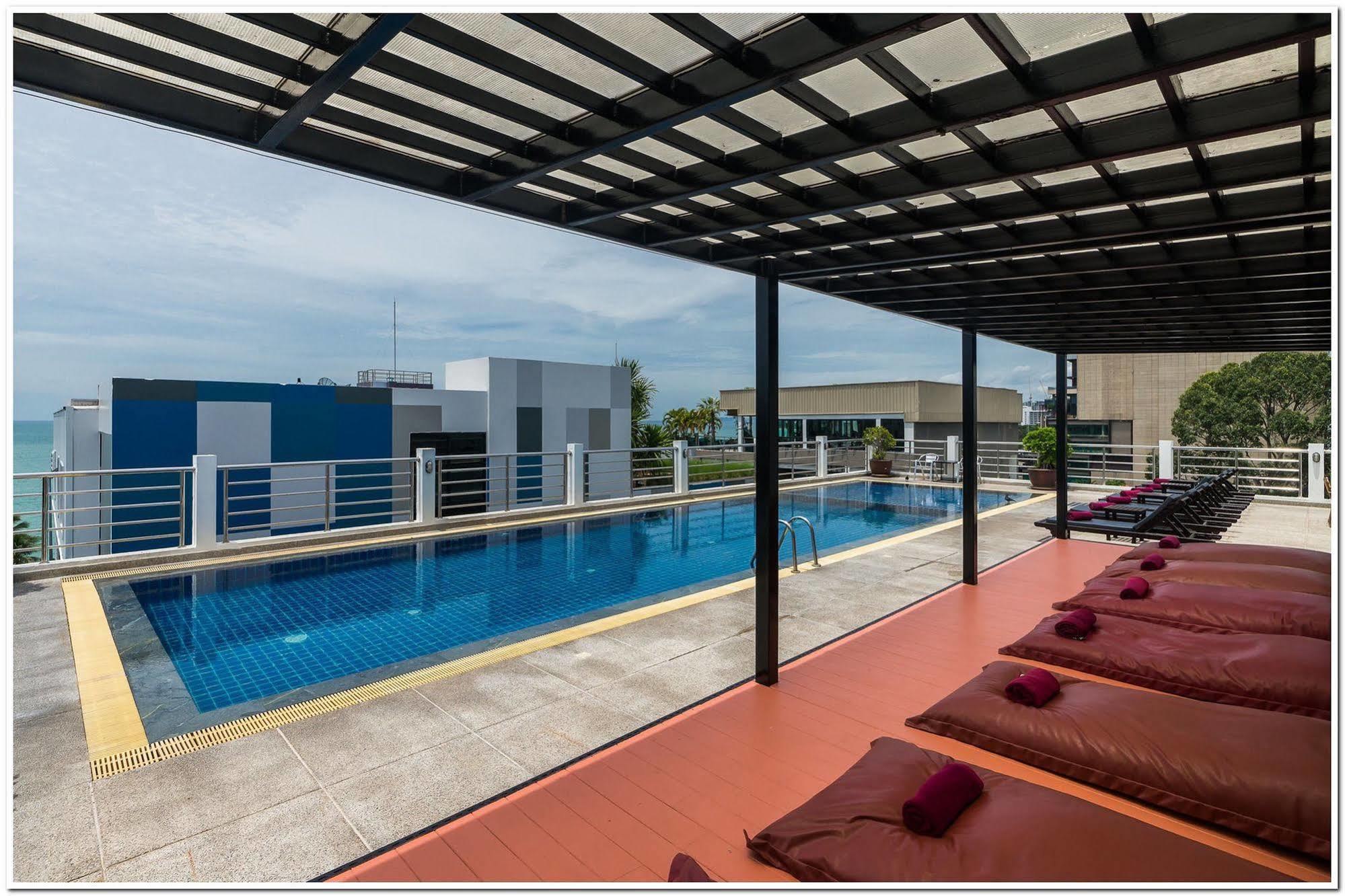 Sea Me Spring Hotel Pattaya