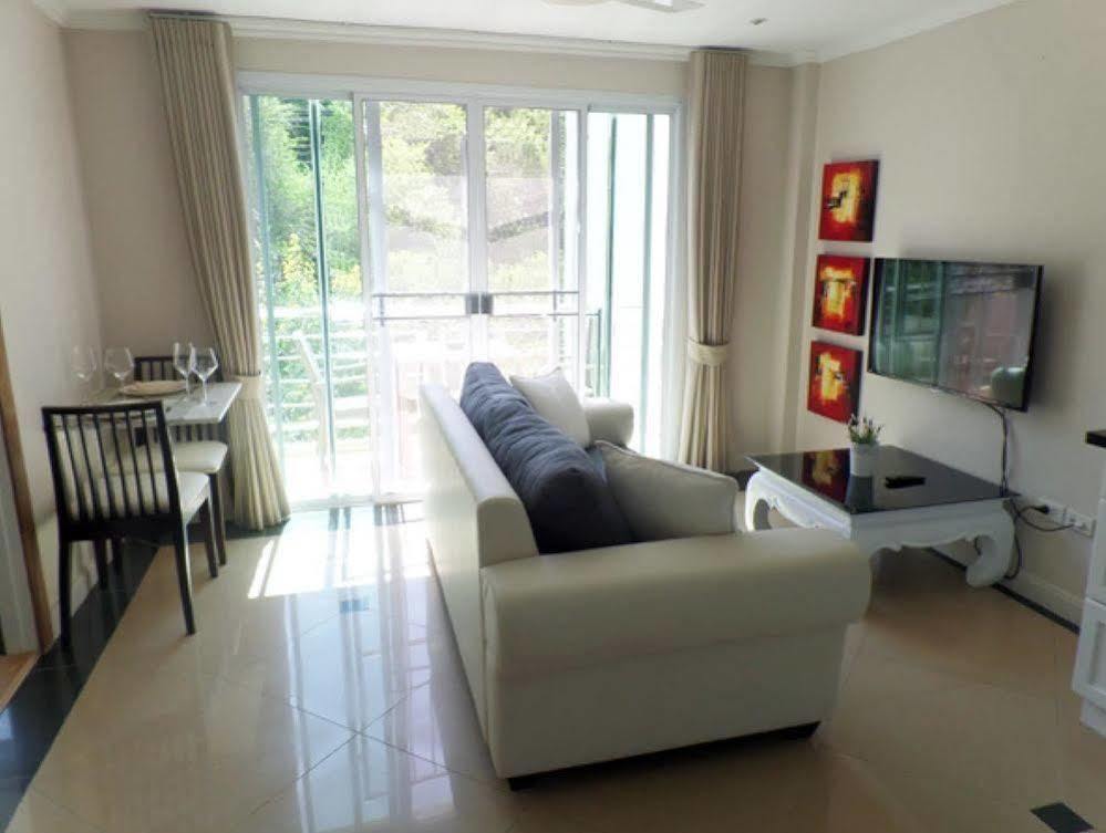 Westbury Aparthotel