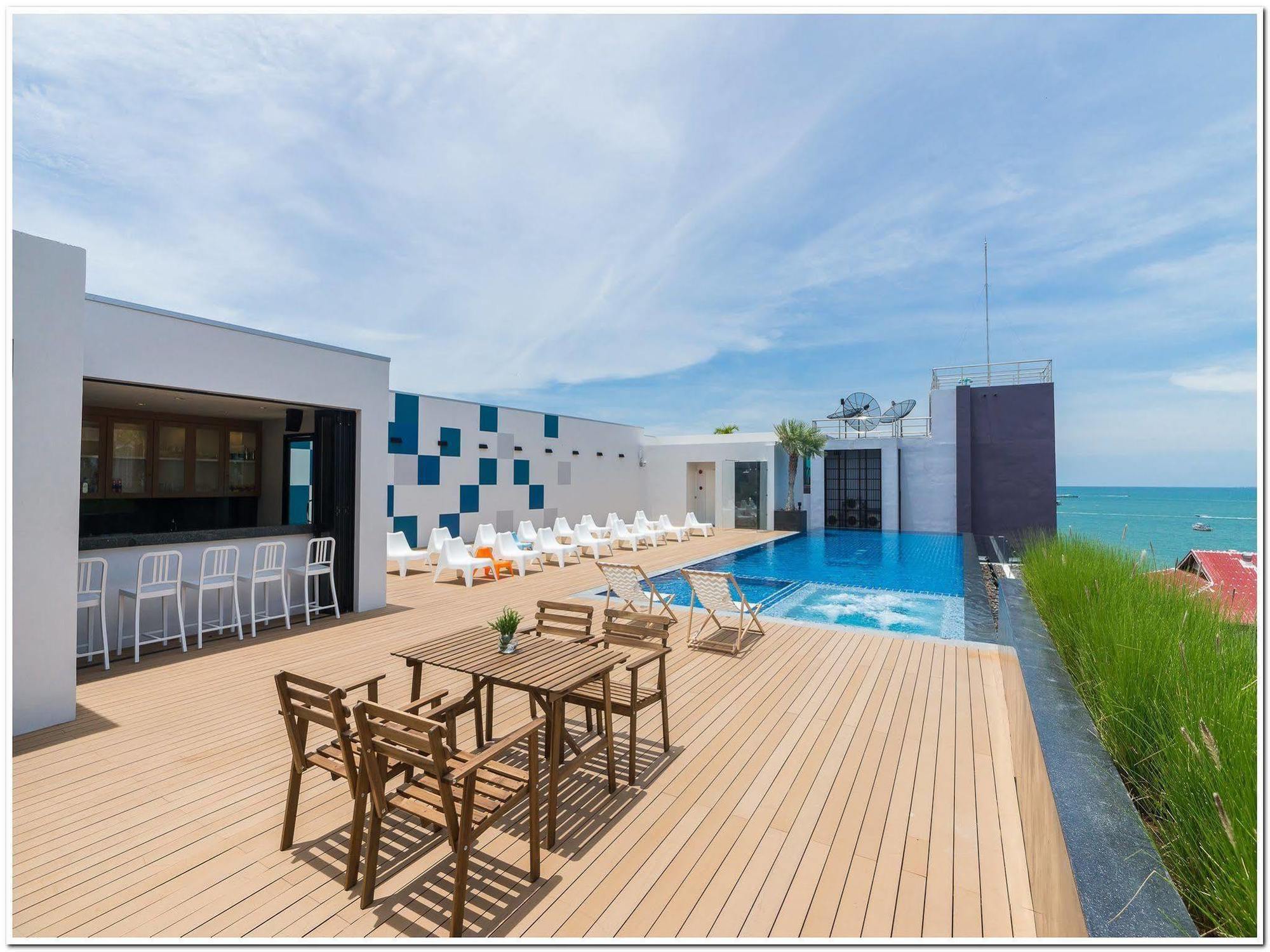 Hotel Sea Me Spring Tree Hotel (Adults Only) Pattaya