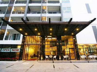 Sea Me Spring Tree Hotel (Adults Only) Pattaya