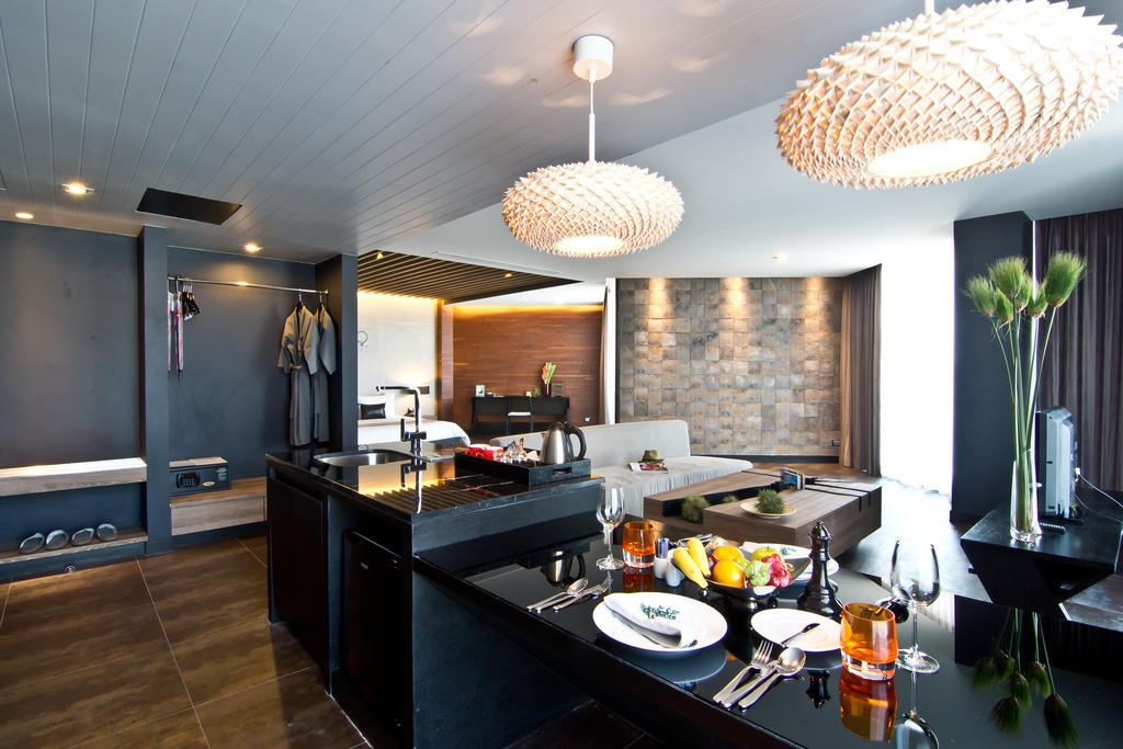 Hotel Tsix5 4*