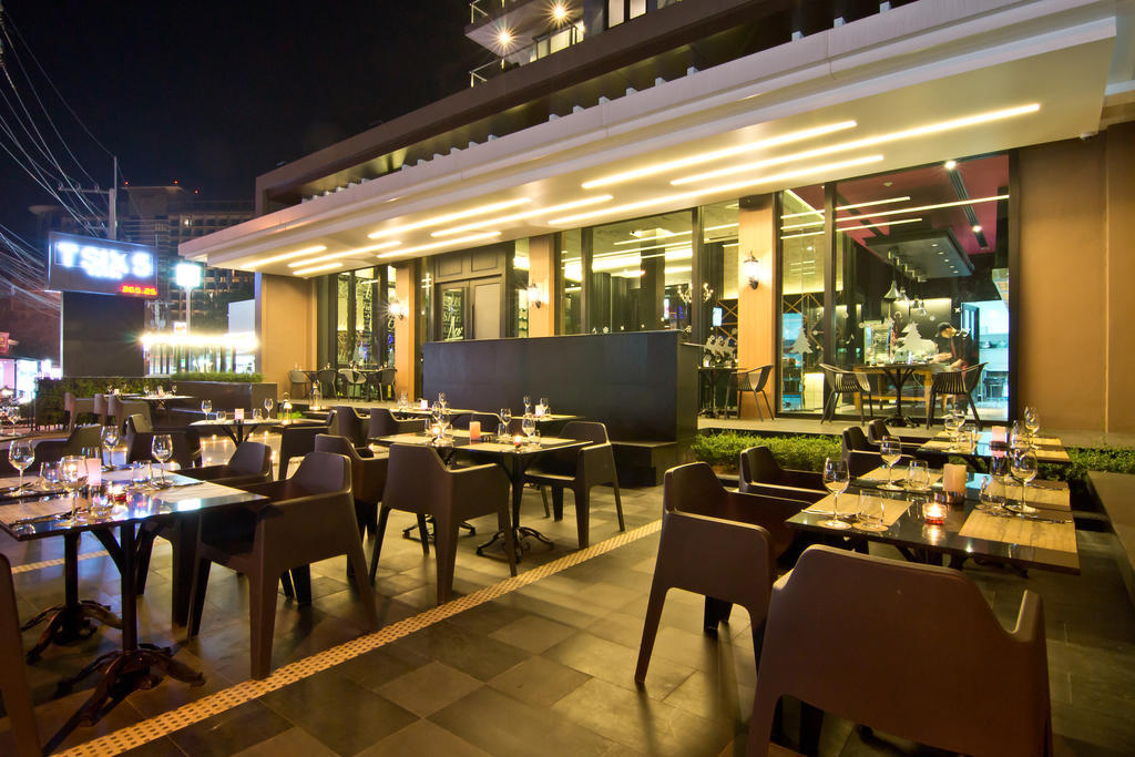 Tsix5 Hotel 4*