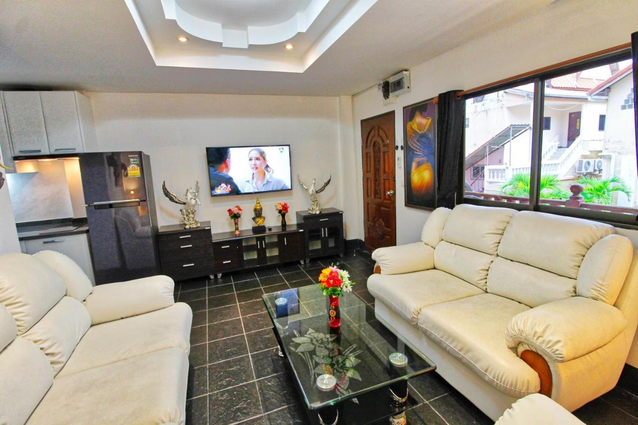 Apartamento Phratamnak - 100 Meter From Pattaya