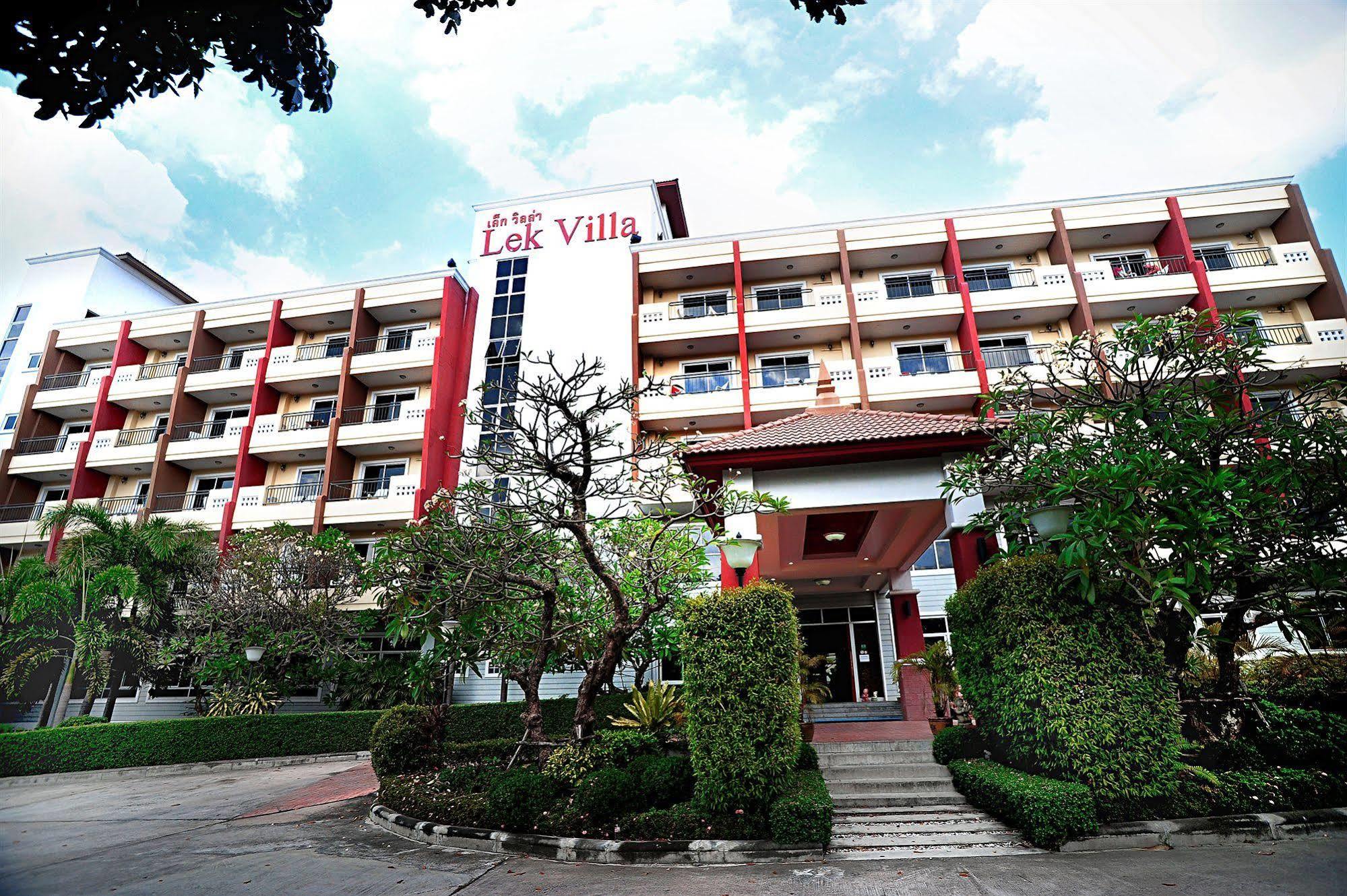 Lek Hotel 3*