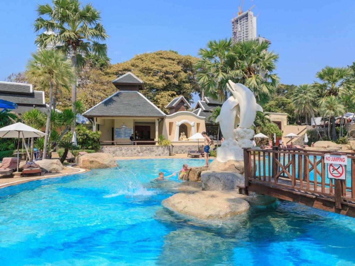 Long Garden & Pavilions 5*