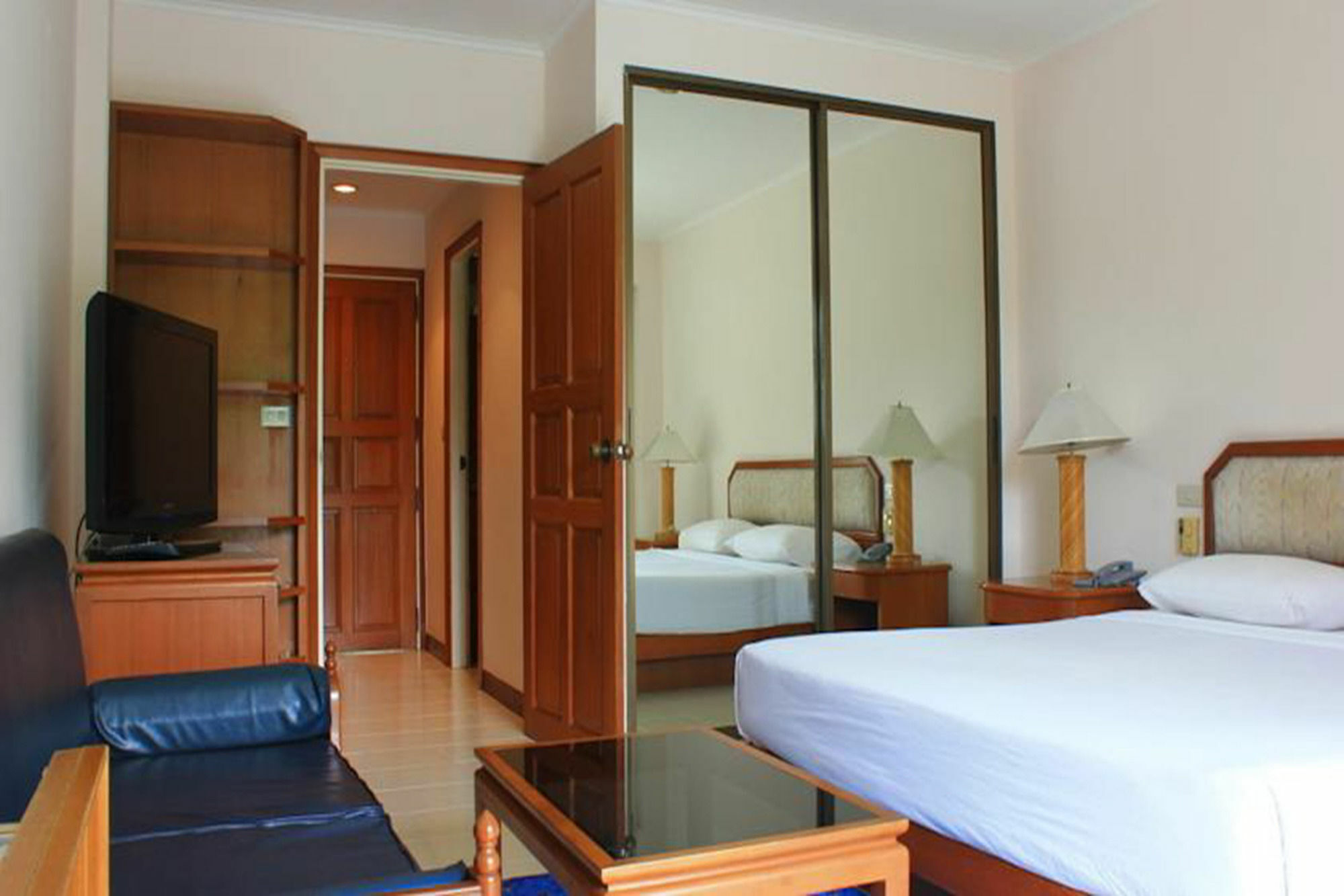 Aparthotel The Monaco 2*