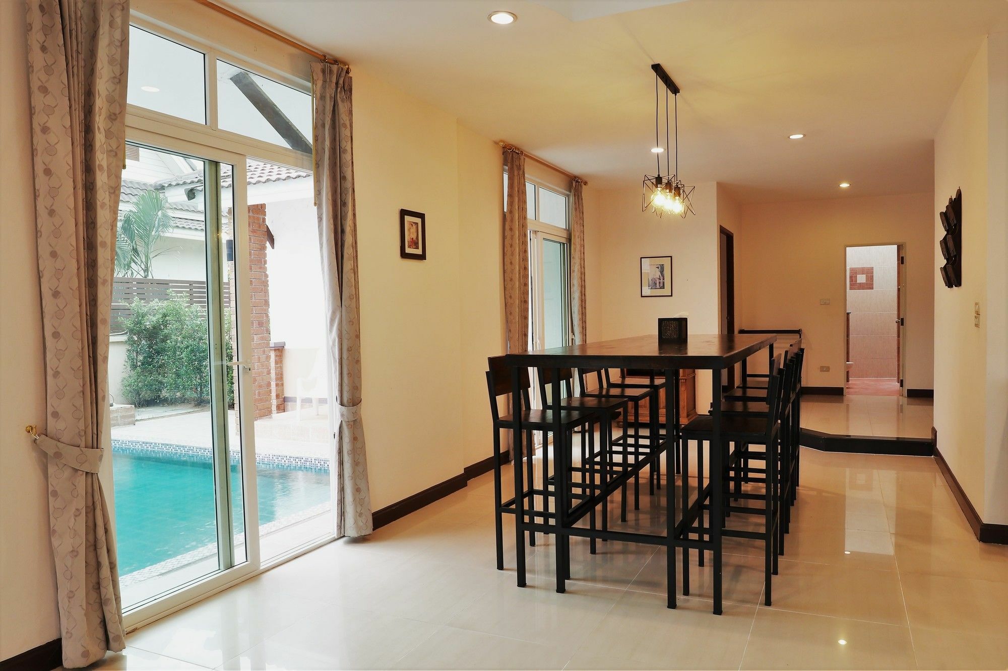 Villa Hansa Paradise Hill Pool