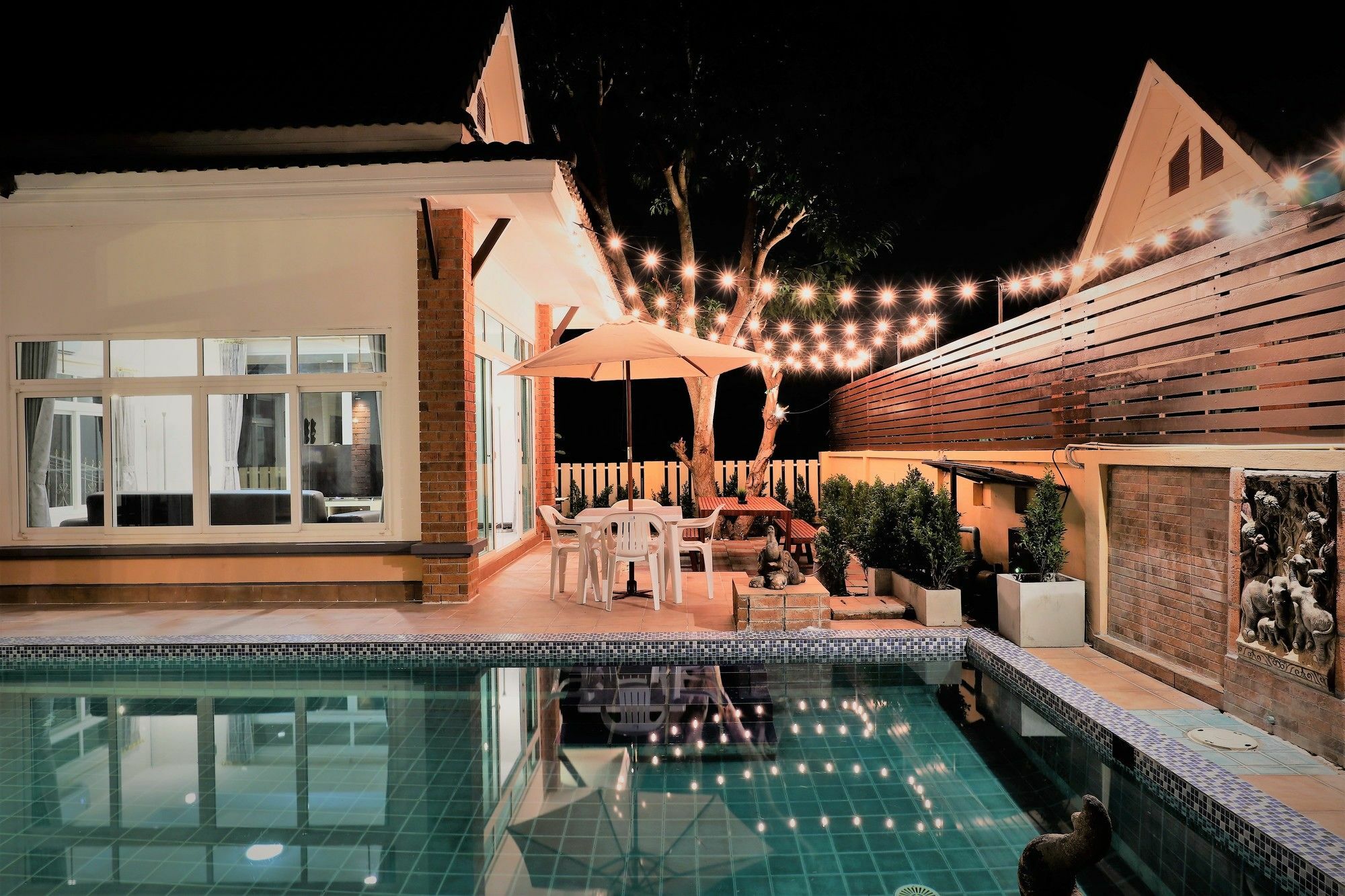 Hansa Paradise Hill Pool Villa *