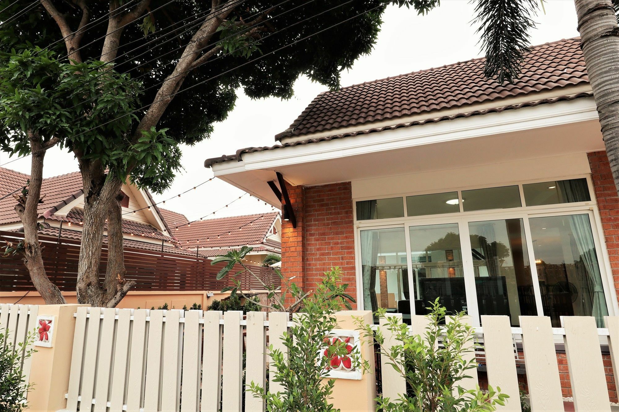 Villa Hansa Paradise Hill Pool Pattaya