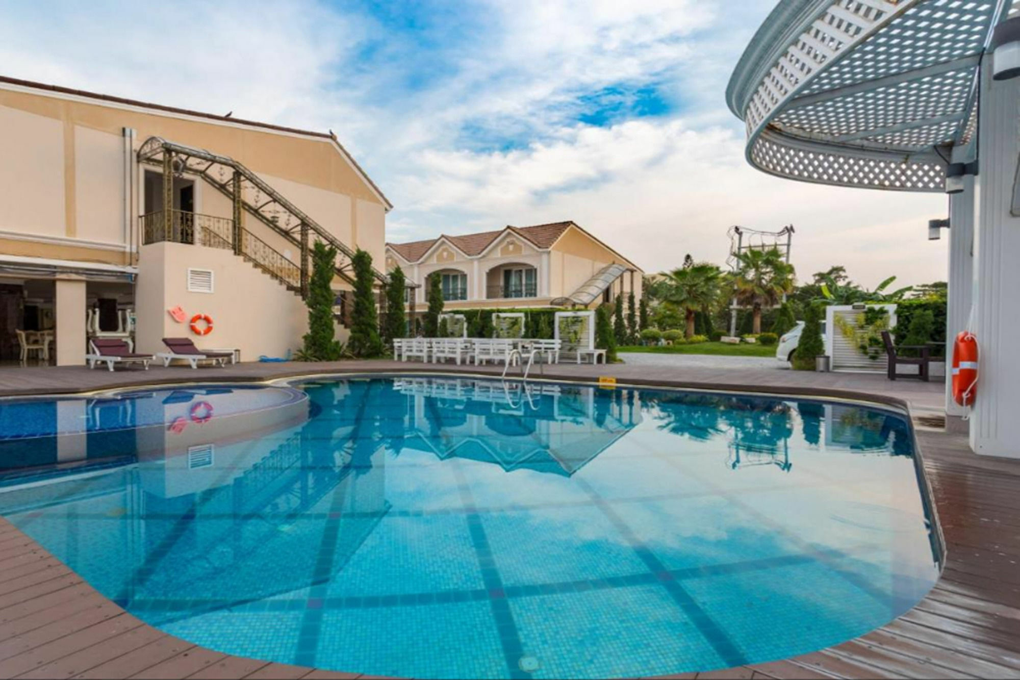 Lk Majestic Hotel Pattaya