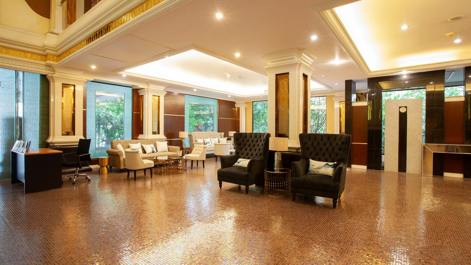 Tempat peranginan Floral - Dolphin Circle