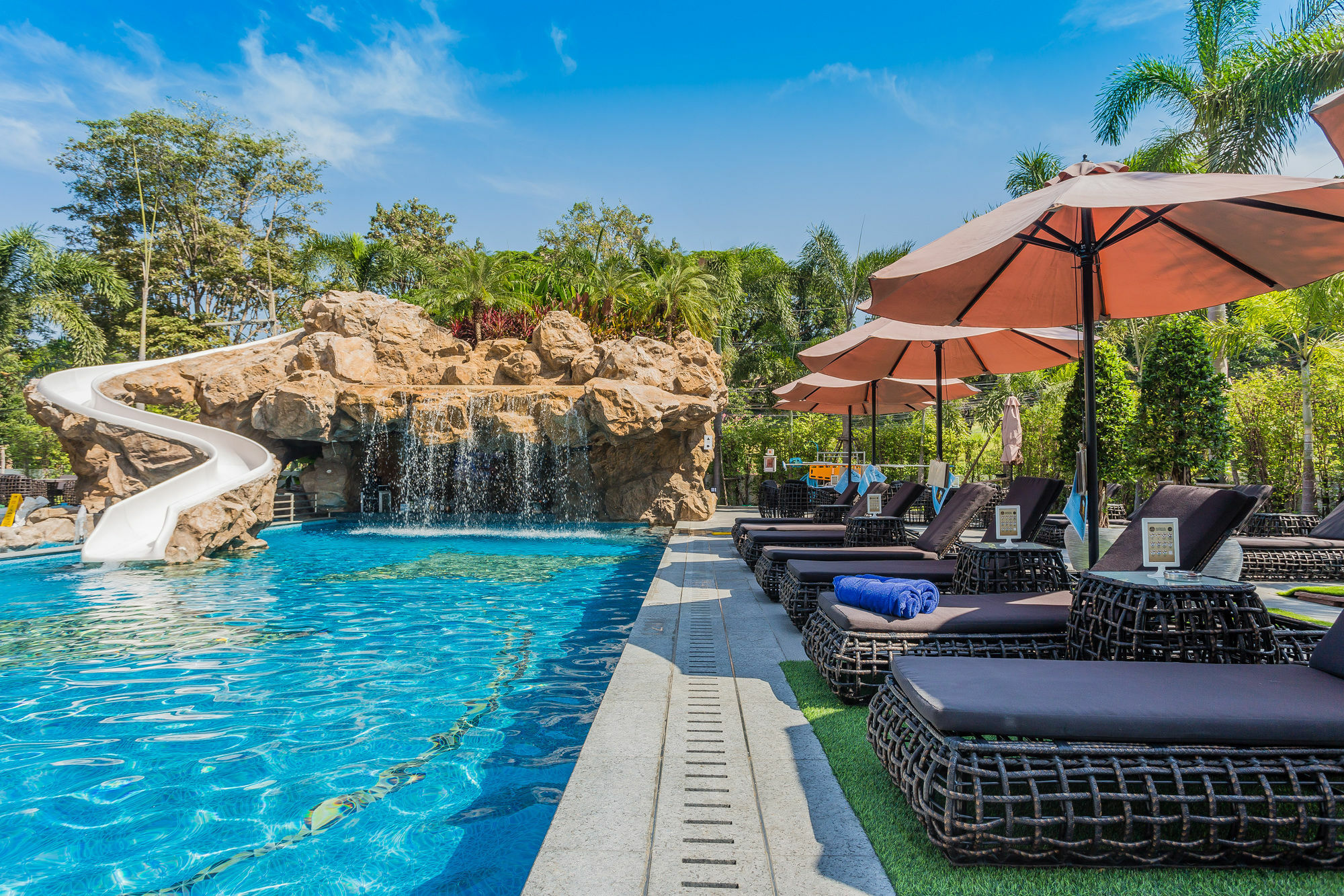 Amari Residences Hotel 5*