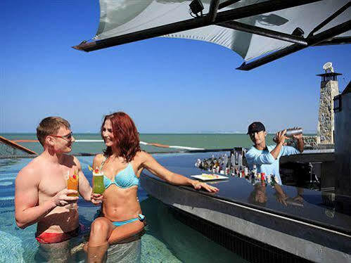 Resort Modus Beachfront 5*