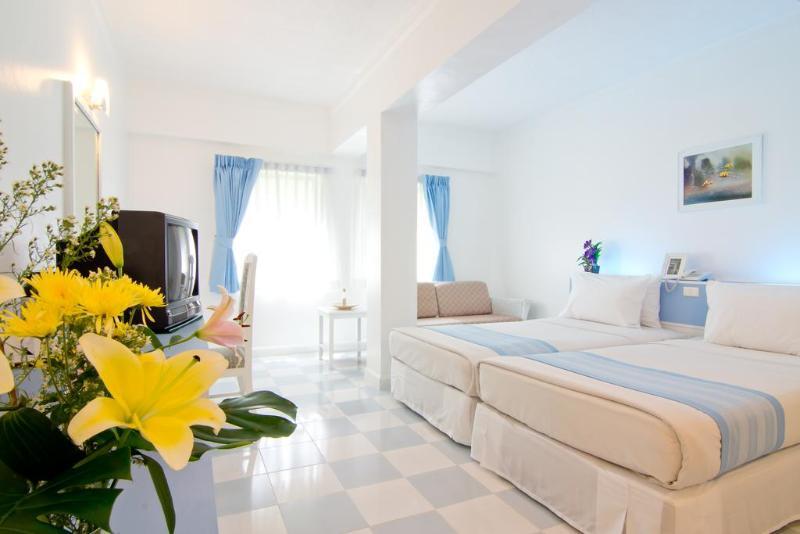 Ambassador Jomtien Wing 3*